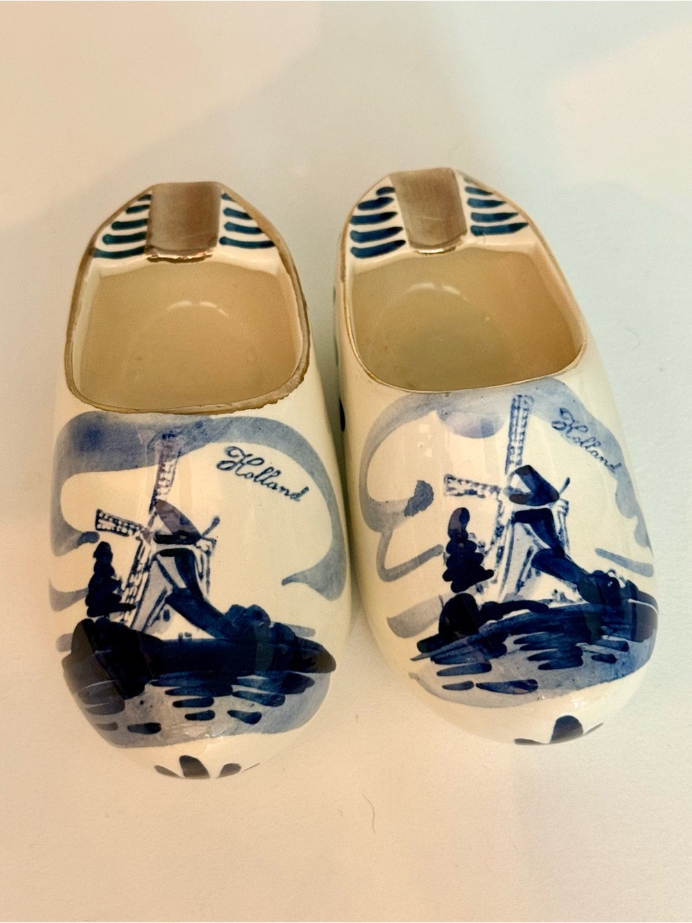 Vintage Delfts Blauw Ikla Holland Shoe Ashtray Pair